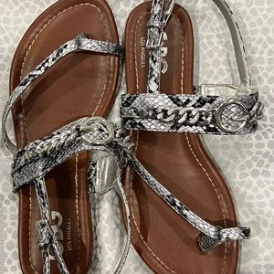 G2G Sandals size 6.5!